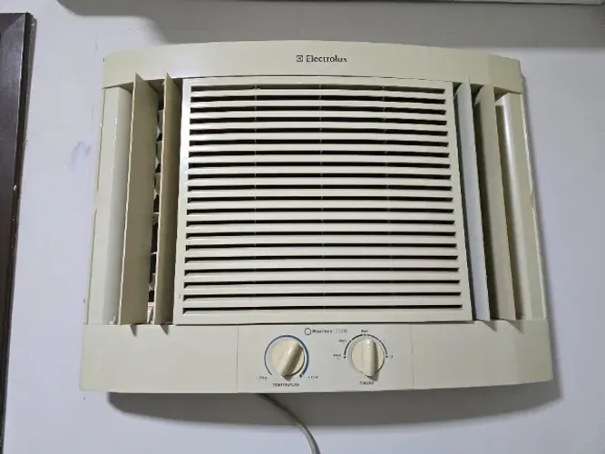 Ar condicionado Janela Electrolux 7500 BTU 220vs E