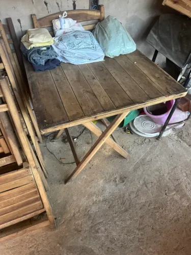Mesas de madeiras 