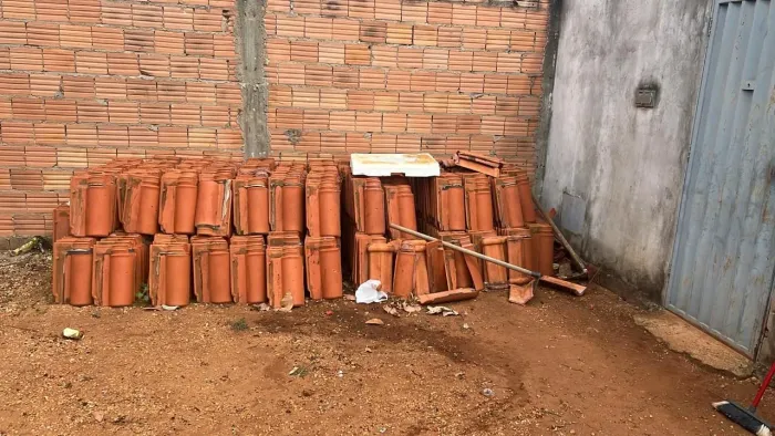 Telhas semi novas mais de 650 telhas