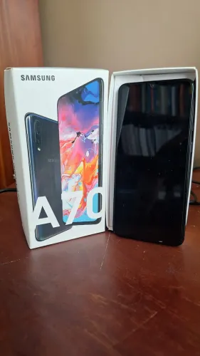 Samsung Galaxy A70