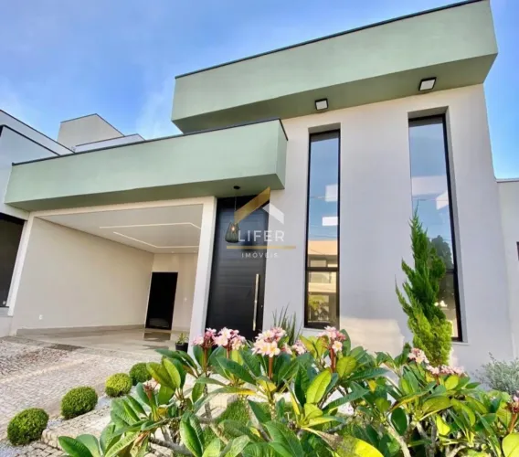 Linda casa em condomínio em Hortolândia