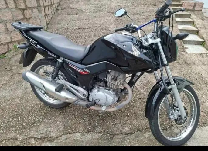 Vendo ou troco por XRE 190