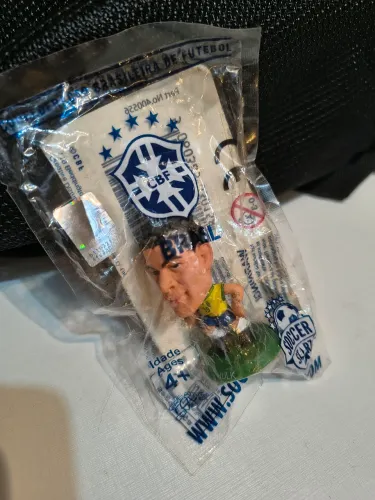 Mini Craque Hulk CBF Lacrado