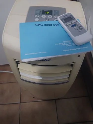 Ar condicionado portátil comfee bom estado 