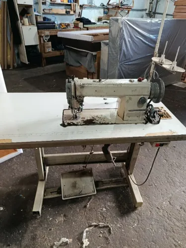 Máquina de costura