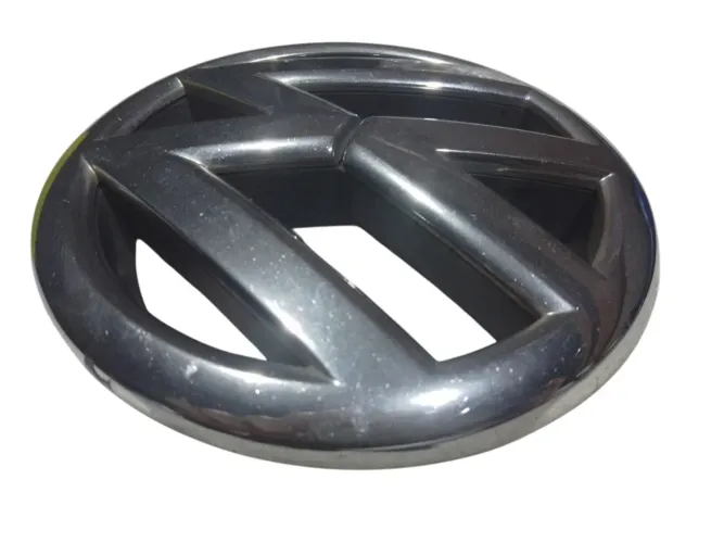 Emblema Grade Dianteiro Volkswagen Saveiro Voyage 2009/2016 Prata