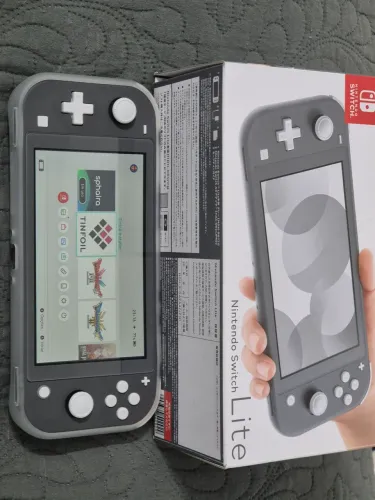 Nintendo Switch Lite Cinza + Cartão SD 1TB