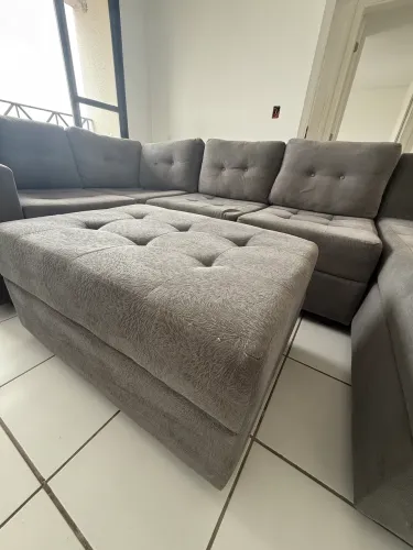 SOFÁ DE CANTO - 5/6 LUGARES