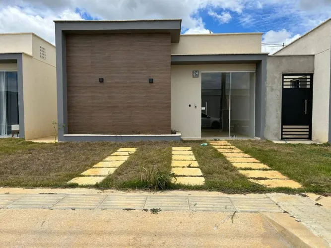 CASA NO CONDOMÍNIO CONDE 3