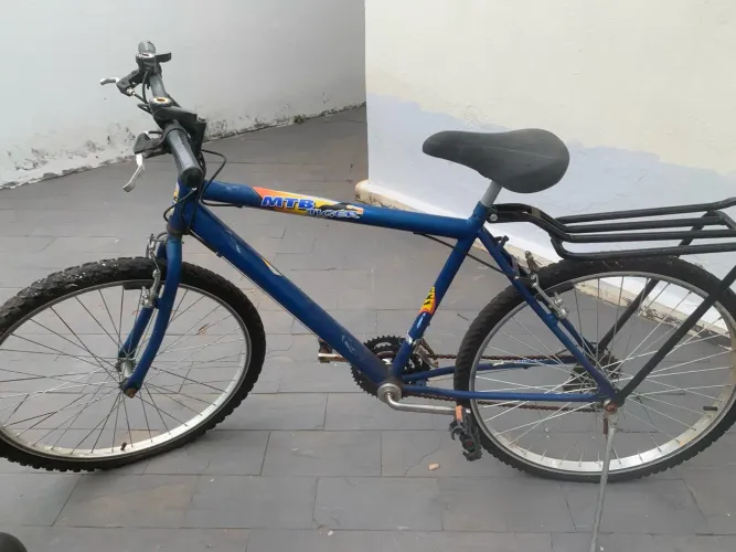 Bicicleta adulto e infantil