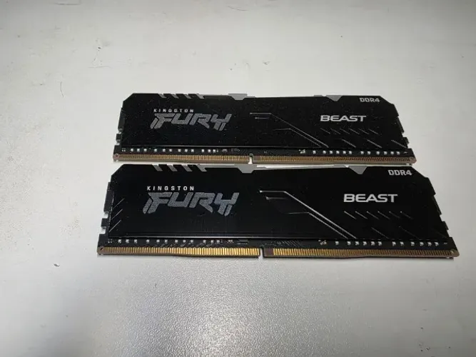 Memoria DDR 4 Kingston Fury 32gb 2x16gb 3200mhz com RGB
