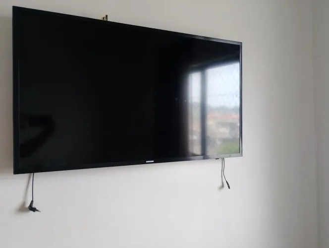 Tv Samsung 40 polegadas, Obs: Só sai som