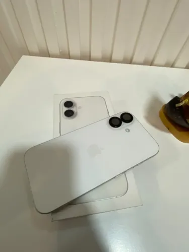 iPhone 16 128g sem marca de uso