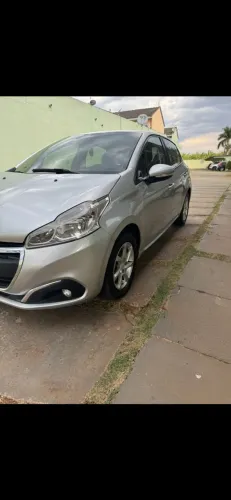 Peugeot 208 Active/active Pack 1.5 Flex 8V 5P 2016