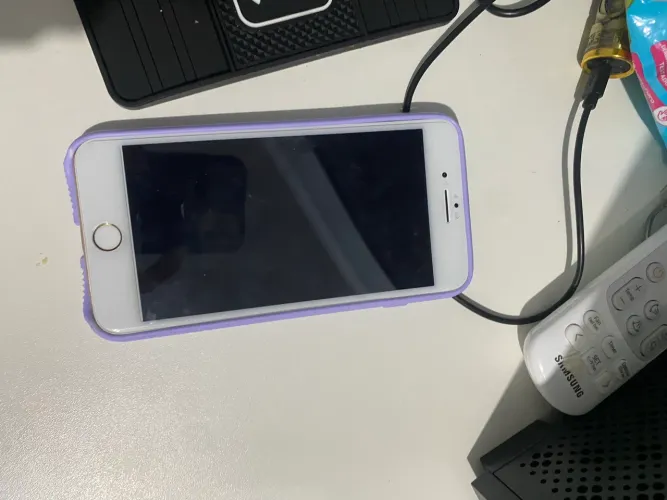 iPhone 8 Plus 64 gb - com defeito 