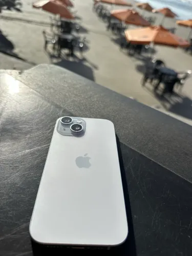 IPHONE 15 256gb 