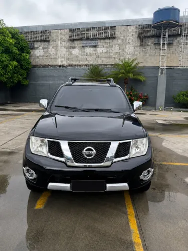 Nissan Frontier SL CD 4X4 2.5tb Diesel AUT 2014