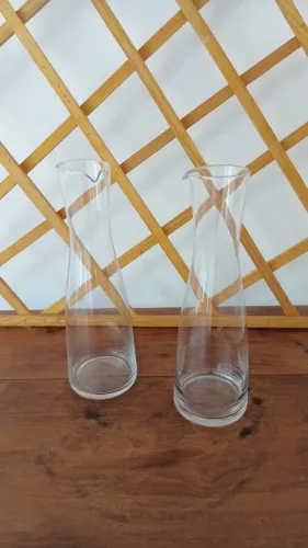 jarras de vidro transparente (para decoração ou servir)