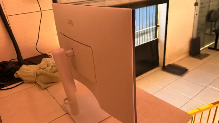 Monitor DELL 120hz 4K
