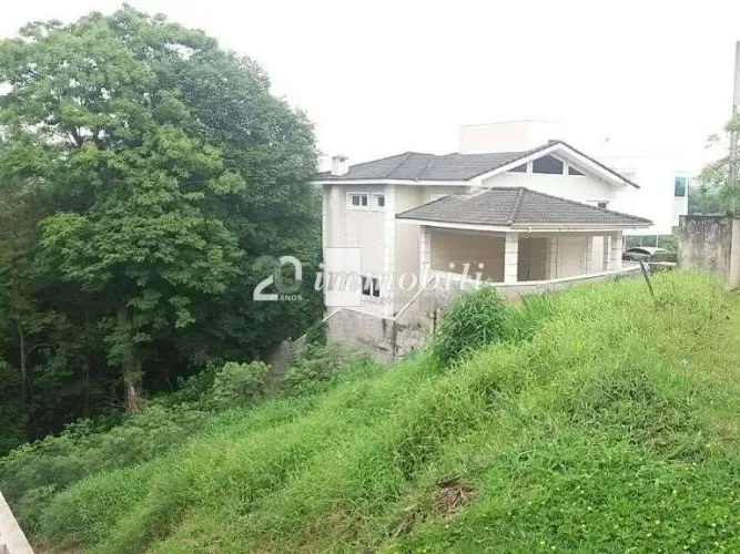 Terreno à venda em Carapicuíba, Granja Viana, Golf Village