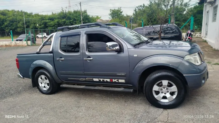 Nissan Frontier Se/se Strik CD 4X2 2.5 TB Dies. 2011