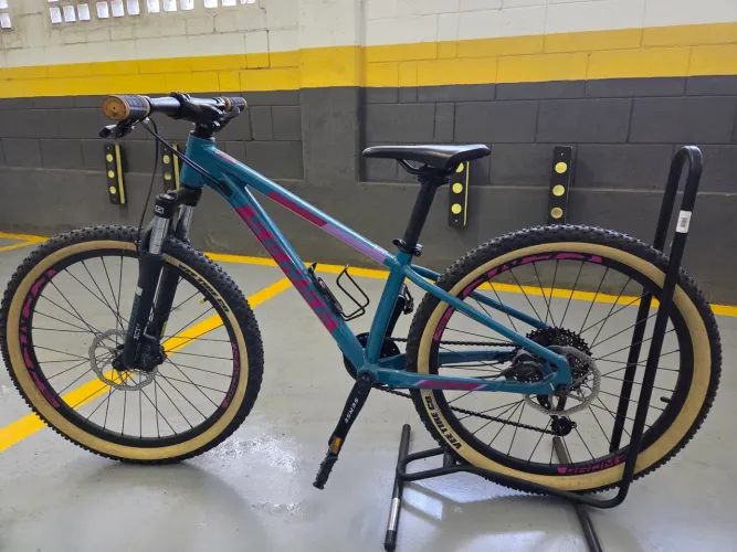 Bicicleta mtb infantil Sense Grom aro 24