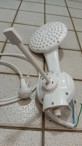 Chuveiro elétrico Corona Space Power 6400W