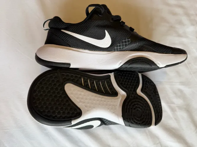 Tênis Nike Original Masculino BR 39 - Usado Apenas 1 Vez