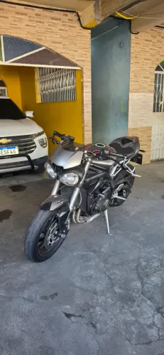 STREET TRIPLE 765 2018 QUITADA