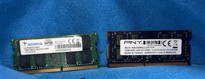 Dois pentes de memória ram 16GB, DDR4, 3200 MHZ