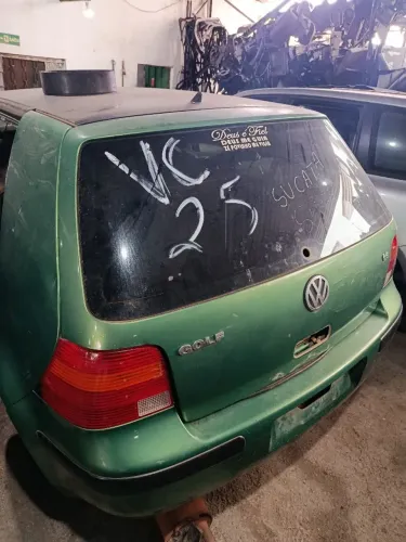 Golf sucata retirada peças