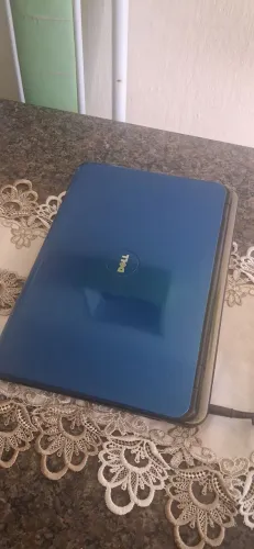 Notebook DELL - Processador i5 - Tela 15 Polegadas