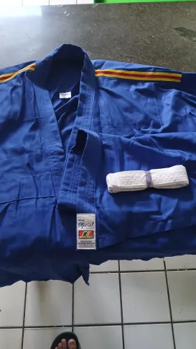 Kimono Judô Azul Shihan oficial Adulto A3