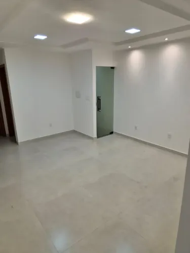 Aluga-se apartamentos