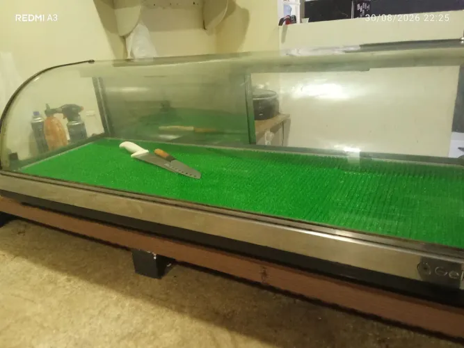 Vendo vitrine gelopa.tamanho1'60