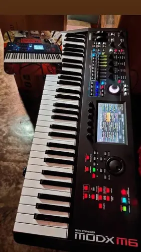 Teclado Yamaha MODXM6 NOVO LACRADO!