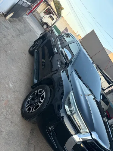 Toyota Hilux CD SRX 4X4 2.8 TDI 16V Diesel Aut. 2021