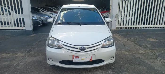 Toyota Etios XS Sedan 1.5 Flex 16V 4P Mec. 2015
