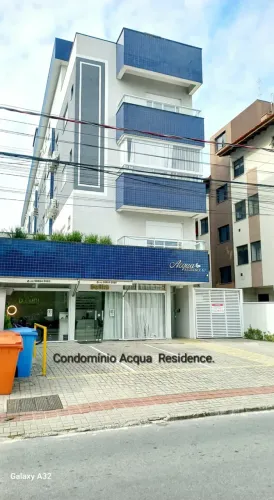 Apartamento para aluguel possui 64 metros quadrados com 2 quartos