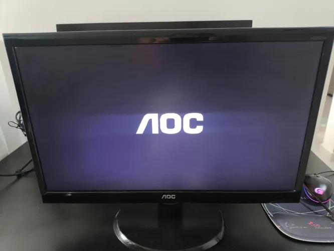 Monitor AOC 22" Led