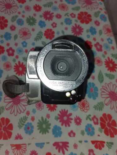 Filmadora Digital Compacta Portátil VCR-HC959 (Estilo Vintage)