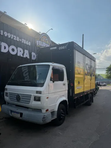 CAMINHÃO DE BEBIDAS BAIADO 