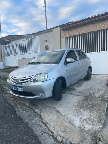 Toyota Etios X 1.3 Flex 16V 5P Mec. 2016