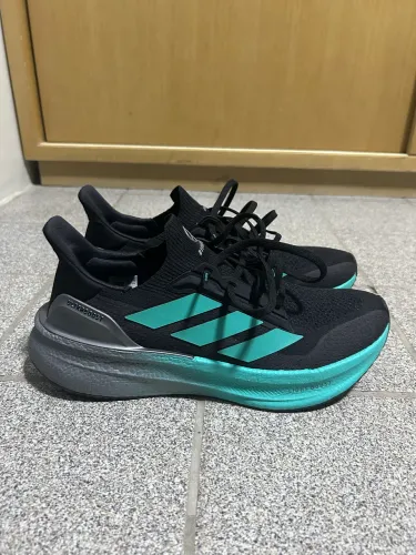 Adidas Ultraboost 5X Mercedes AMG Petronas | Quase Novo | Edição Especial