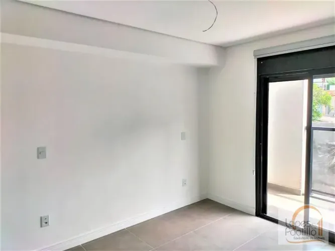 Em condomínio de Alto Padrão em Atibaia, você encontra esse lindo apartamento à venda. Ven