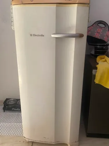 freeze vertical