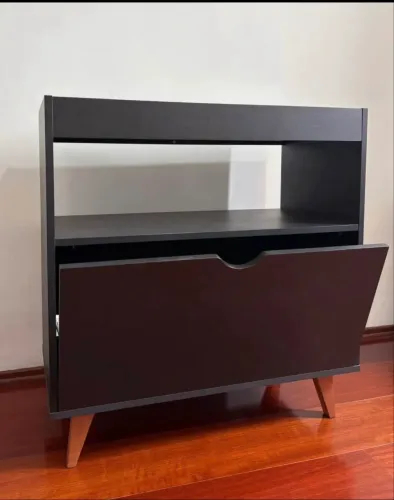 ABAIXOU: APARADOR 1 PORTA BASCULANTE 76 CM X 37 CM LIN
