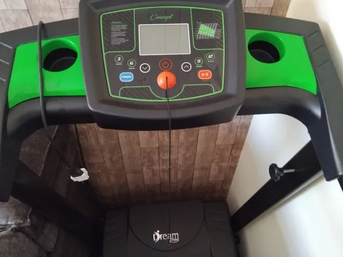 Dream Fitness Esteira Eletrônica Concept 2.5 Bivolt