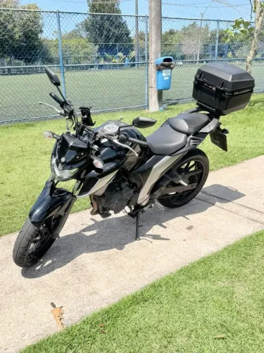 Fazer FZ25 2020