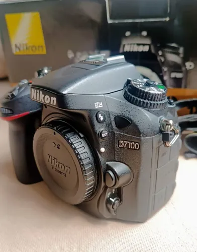 Câmera Nikon D7100 24,1 Mp Cmos Digital Slr (somente Corpo)